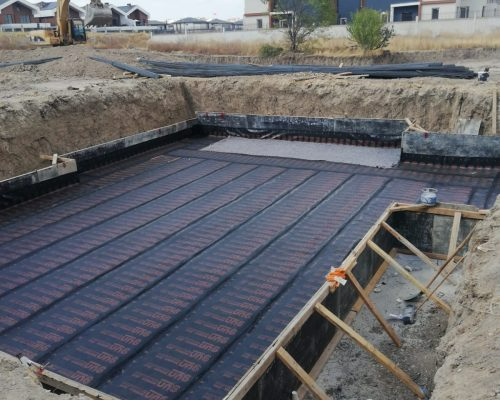 460000509_931136172376067_561389